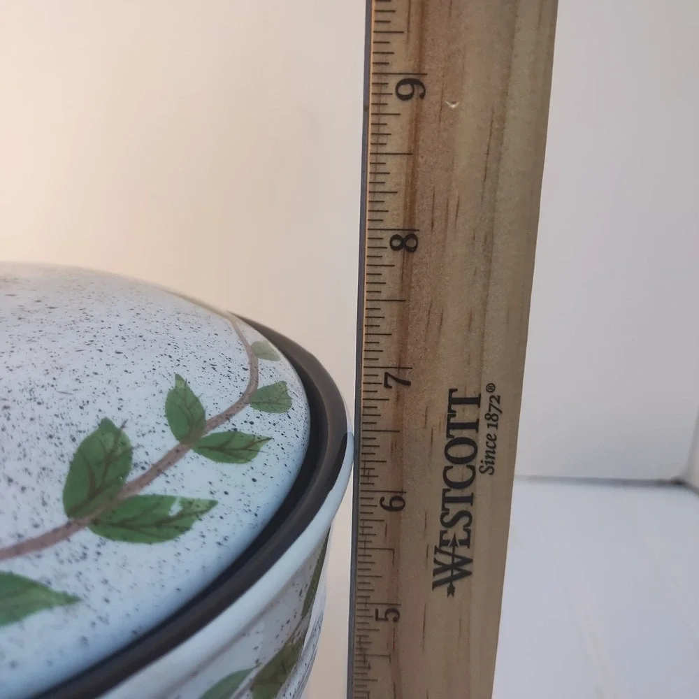 Vintage‎ Young's Apple Ceramic Canister Jar  Heartfelt Kitchen Cottage Farmhouse